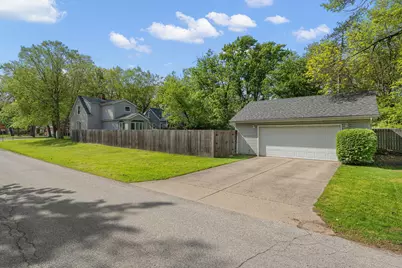 8549 Greenwood Avenue, Munster, IN 46321 - Photo 25