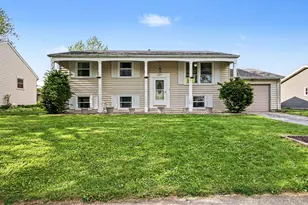 1707 Peachtree Dr, Valparaiso, IN 46383 - Photo 3