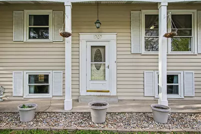 1707 Peachtree Drive, Valparaiso, IN 46383 - Photo 9