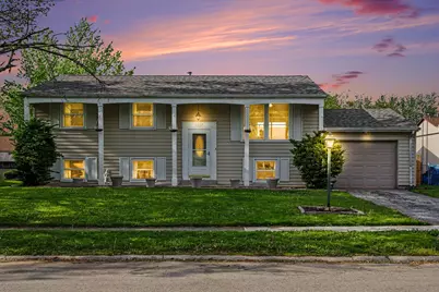1707 Peachtree Drive, Valparaiso, IN 46383 - Photo 1