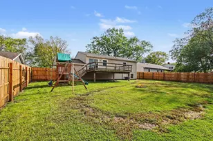1707 Peachtree Dr, Valparaiso, IN 46383 - Photo 33