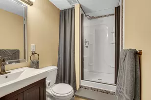239 Edgewood Dr, Valparaiso, IN 46385 - Photo 27