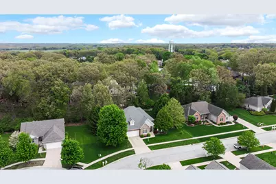 239 Edgewood Drive, Valparaiso, IN 46385 - Photo 29