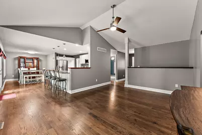 289 Dawn Drive, Valparaiso, IN 46385 - Photo 5