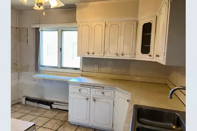 2048 Roosevelt Place, Gary, IN 46404 - Photo 13