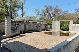 2048 Roosevelt Pl, Gary, IN 46404 - Photo 5