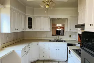 2048 Roosevelt Pl, Gary, IN 46404 - Photo 15