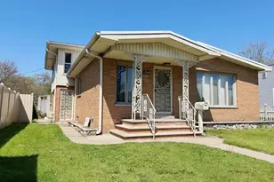 2048 Roosevelt Pl, Gary, IN 46404 - Photo 3