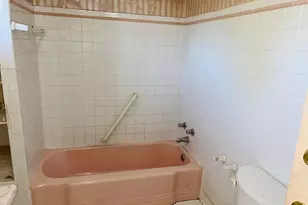 2048 Roosevelt Pl, Gary, IN 46404 - Photo 9