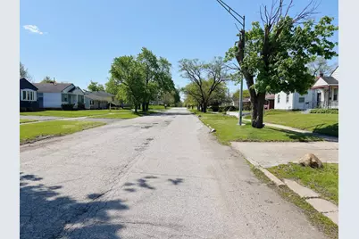 2048 Roosevelt Place, Gary, IN 46404 - Photo 7
