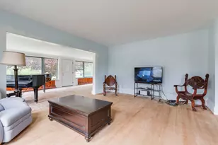320 Johnson Rd, Michigan City, IN 46360 - Photo 5