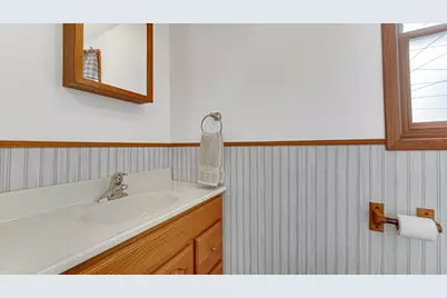 746 W 700 N, Hobart, IN 46342 - Photo 27