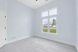 2008 I St, La Porte, IN 46350 - Photo 11