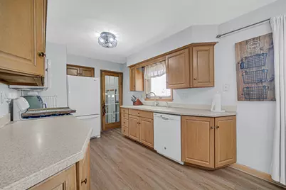 3131 Strong Street, Highland, IN 46322 - Photo 9