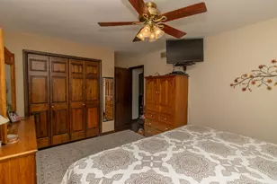 9838 Redbud Rd, Munster, IN 46321 - Photo 13