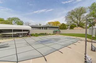 9838 Redbud Rd, Munster, IN 46321 - Photo 21
