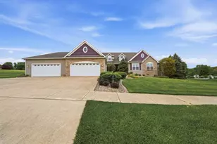 118 Windridge Rd, Valparaiso, IN 46385 - Photo 3