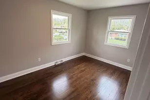 621 E 52nd Ave, Merrillville, IN 46410 - Photo 19