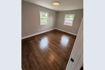 621 E 52nd Avenue, Merrillville, IN 46410 - Photo 21