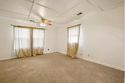 7155 Hemlock Avenue, Gary, IN 46403 - Photo 9