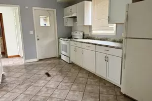 529 S Brookfield St, South Bend, IN 46619 - Photo 5