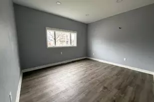 529 S Brookfield St, South Bend, IN 46619 - Photo 9