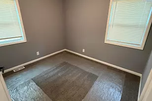 556 Durbin St, Gary, IN 46406 - Photo 11