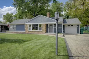 1335 35th St, Munster, IN 46321 - Photo 1