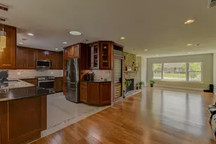 1335 35th St, Munster, IN 46321 - Photo 9