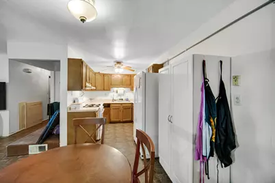 4171 W 39th Avenue, Hobart, IN 46342 - Photo 9