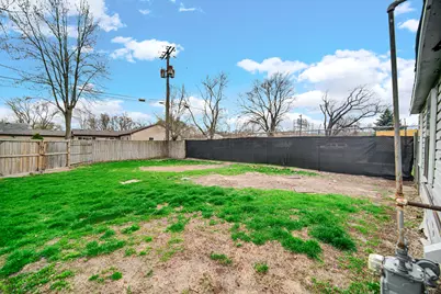 4171 W 39th Avenue, Hobart, IN 46342 - Photo 21