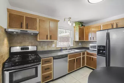 8612 Jefferson Avenue, Munster, IN 46321 - Photo 5