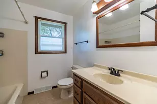 321 N Ernest St, Griffith, IN 46319 - Photo 13