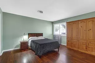 975 Millpond Rd N, Valparaiso, IN 46385 - Photo 13