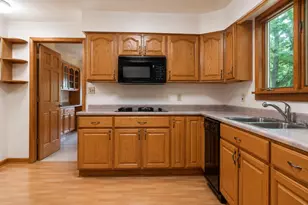 9096 Knickerbocker St, Saint John, IN 46373 - Photo 13