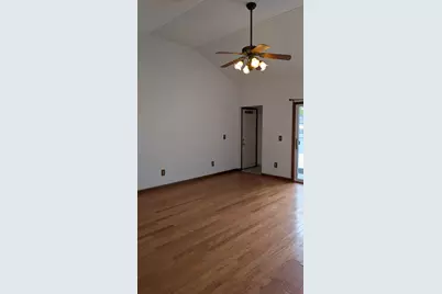 318 N Delaware Street, Hobart, IN 46342 - Photo 3
