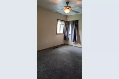 318 N Delaware Street, Hobart, IN 46342 - Photo 7