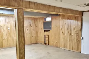 1030 Providence St, Michigan City, IN 46360 - Photo 25