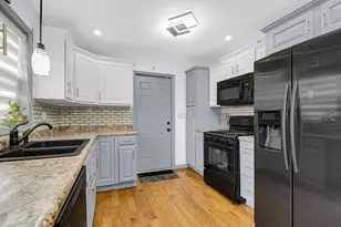 2546 Willowdale Rd, Portage, IN 46368 - Photo 9