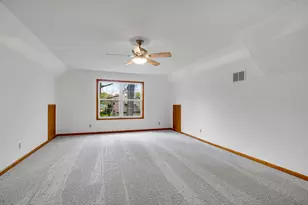 440 Oak Breeze Dr, Valparaiso, IN 46383 - Photo 29