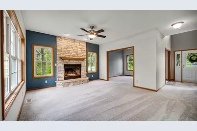 440 Oak Breeze Drive, Valparaiso, IN 46383 - Photo 9