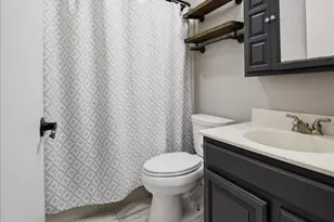 84 S 275 W, Valparaiso, IN 46385 - Photo 15