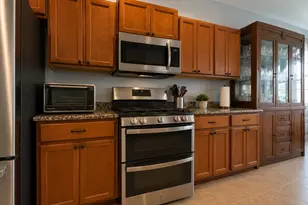 10355 Illinois St, Crown Point, IN 46307 - Photo 9