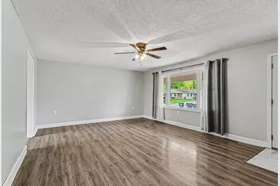 396 Clear Creek, Valparaiso, IN 46385 - Photo 5