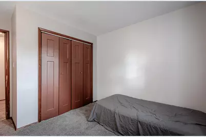 5768 Evergreen Avenue, Portage, IN 46368 - Photo 17