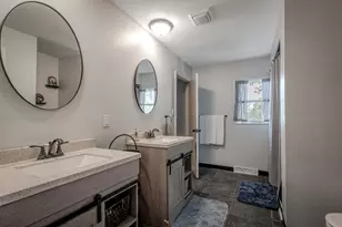 5768 Evergreen Ave, Portage, IN 46368 - Photo 11