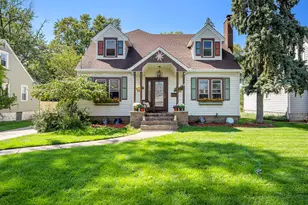 716 N Broad St, Griffith, IN 46319 - Photo 1