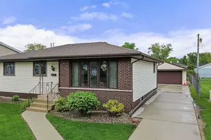 712 211th St, Dyer, IN 46311 - Photo 3