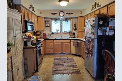 204 Sagamore Pkwy, La Porte, IN 46350 - Photo 7