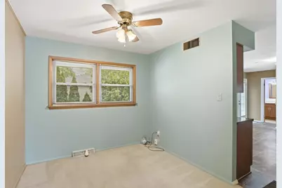 7605 W 86th Avenue, Crown Point, IN 46307 - Photo 13